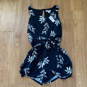 White House Black Market Romper size large